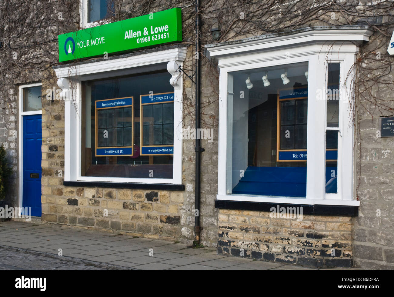 Agence immobilière à Leyburn, North Yorkshire, fermé à la suite de l'effondrement de la maison de ventes. Banque D'Images