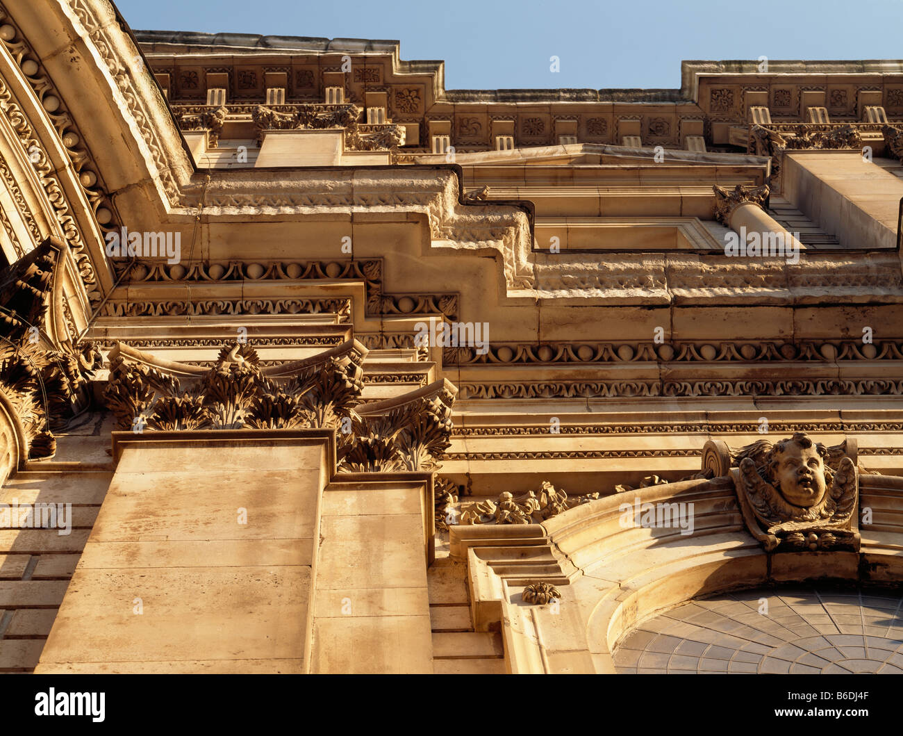 Saint Paul's Cathedral portique sud Banque D'Images