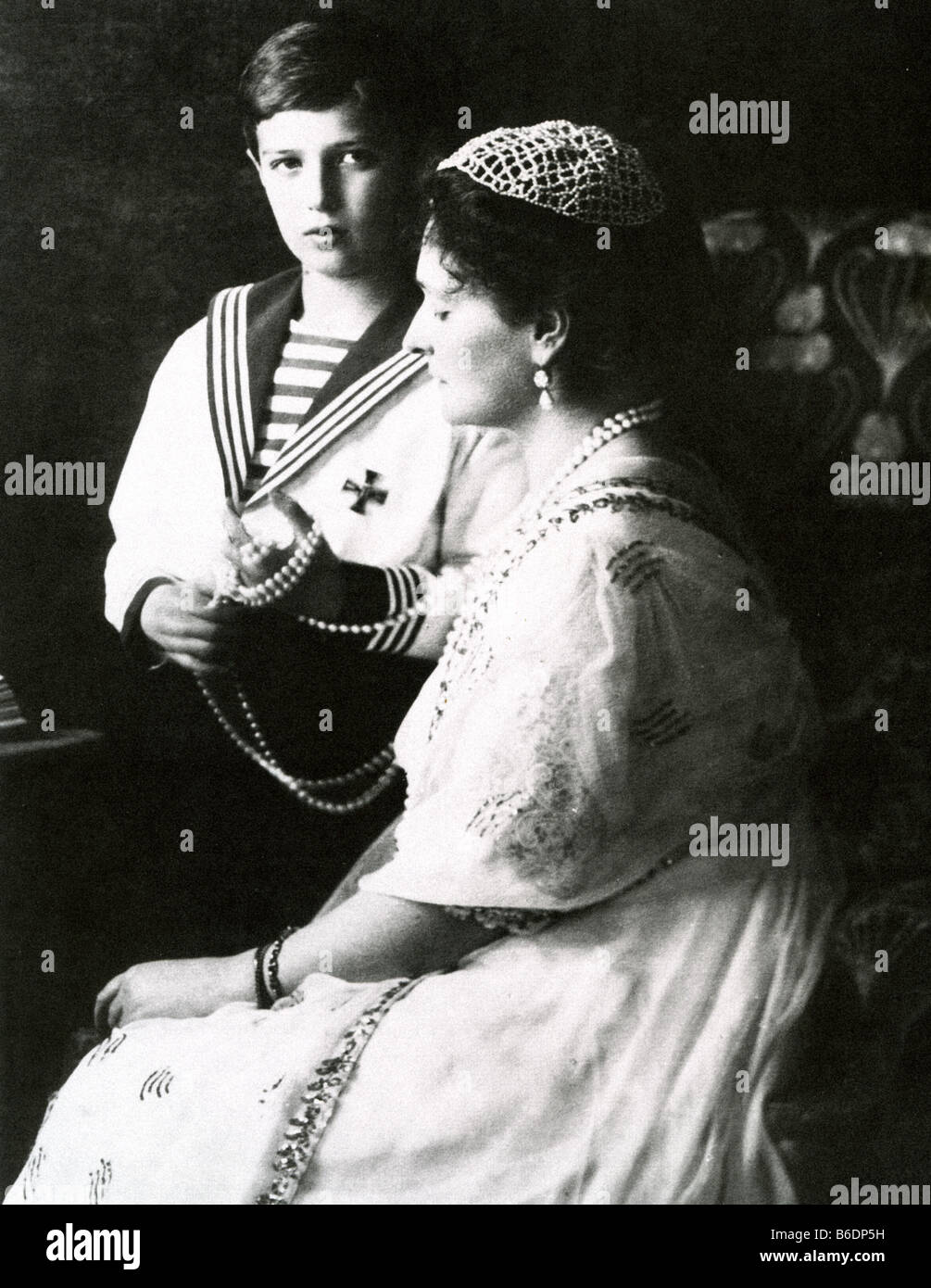 ALEXANDRA FEODOROVNA et son fils le tsarévitch Alexis Banque D'Images