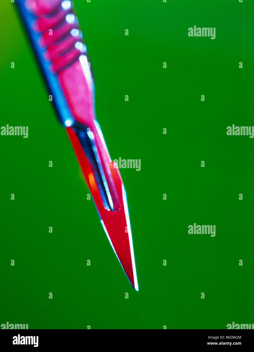 Vue d'un scalpel.Thescalpel a une lame jetable, amovible. Banque D'Images