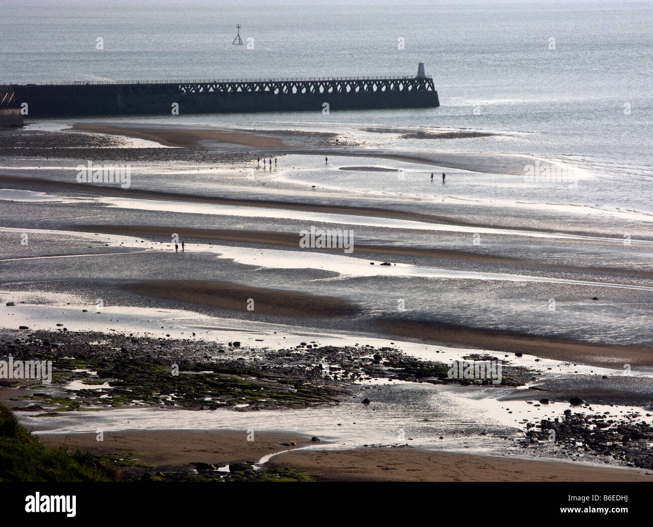 À l'échelle de Bristol de la jetée à marée basse à l'estuaire de Solway, West Coast Cumbria Banque D'Images