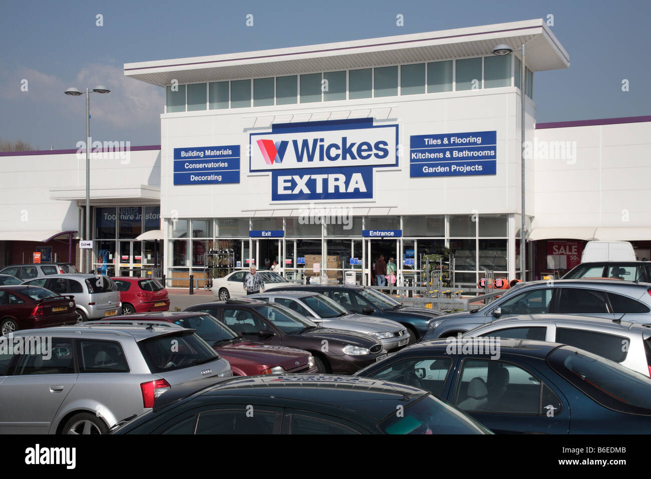 Wickes bricolage Extra Superstore, Cambridge Fermer Retail Park, Aylesbury Banque D'Images