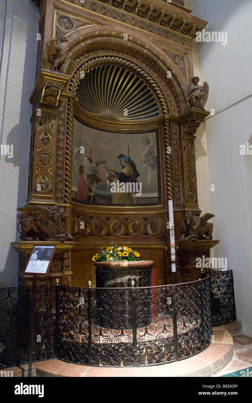 Duomo di San Rufino, assise. Police pour laquelle saint François et sainte Claire ont été baptisés Banque D'Images