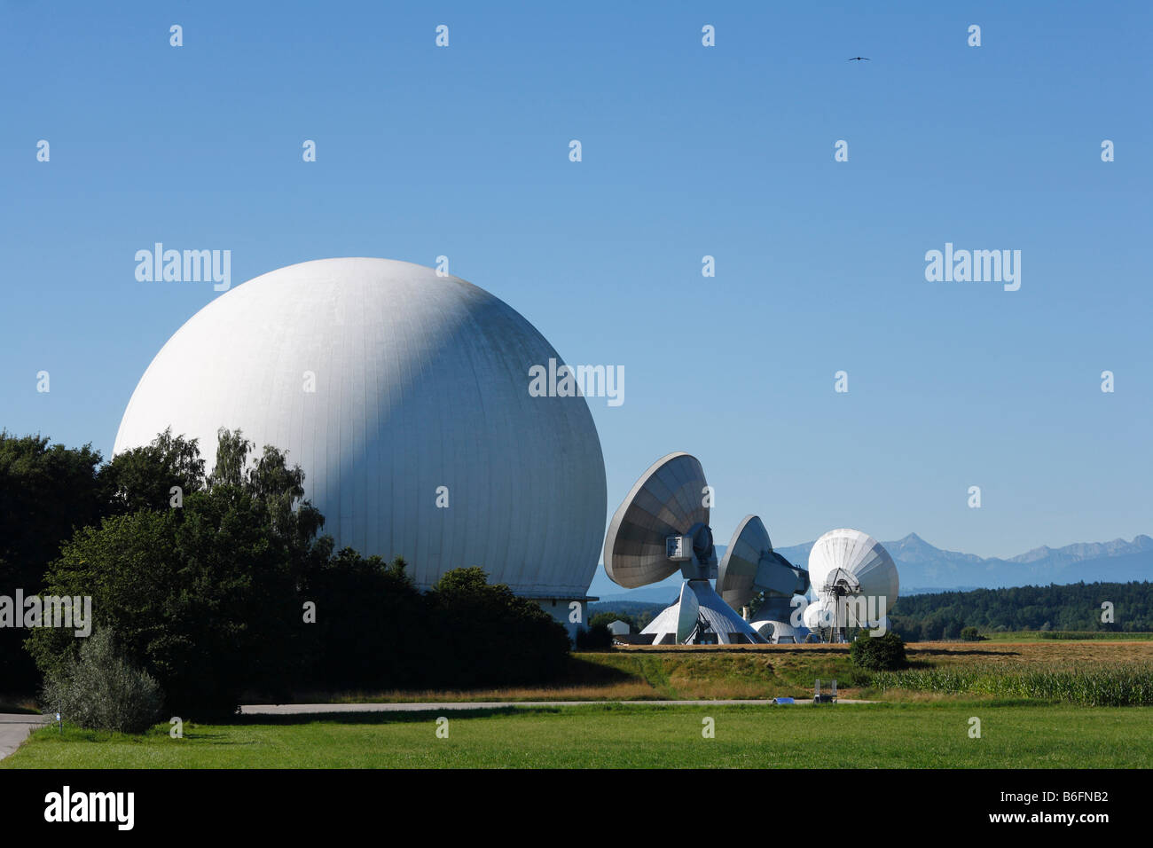 Dôme radar radôme Raisting, dôme radar, Upper Bavaria, Germany, Europe Banque D'Images