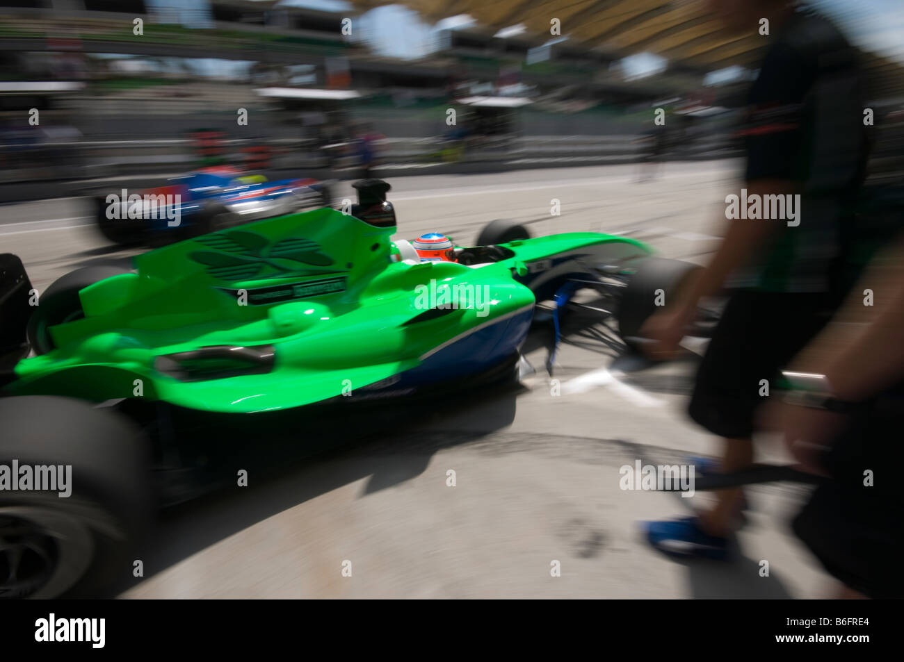 Motion Blur de Adam Carrol de conducteur A1 Team France oriente sa voiture pendant la pratique session à A1GP World Cup of Motorsport Banque D'Images