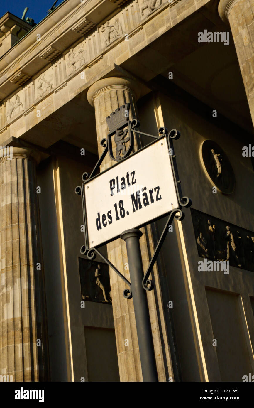 18 mars carré à la porte de Brandebourg, Berlin, Allemagne Banque D'Images