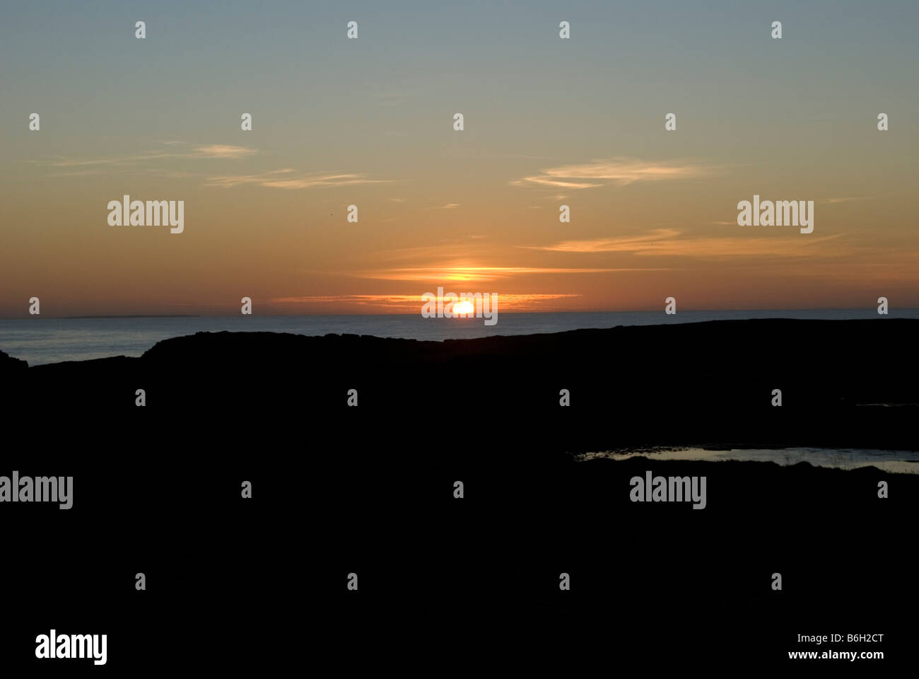 Coucher du soleil de l'Atlantique à St John's Point dans le sud-ouest de Donegal, Irlande. Banque D'Images