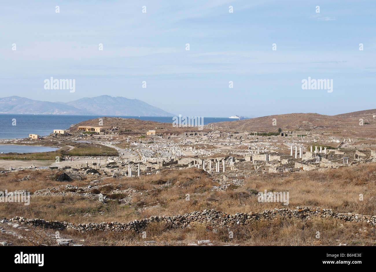 L'île de Délos est l'une des plus importantes figures mythiques, historiques et sites archéologiques en Grèce Banque D'Images