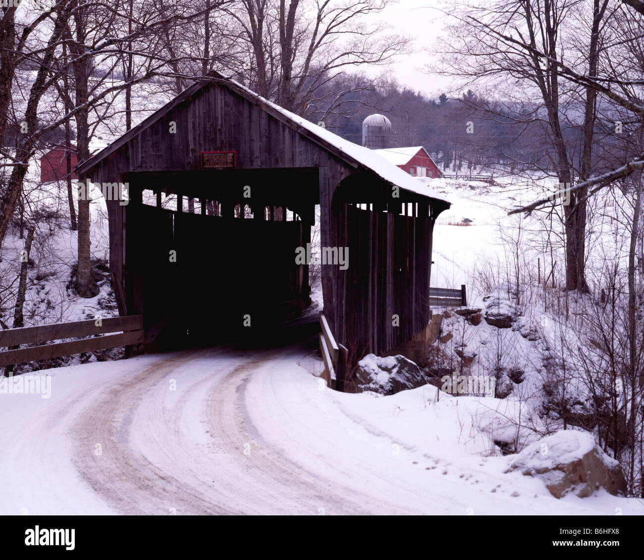 'Kissing Bridge' dans le Vermont Banque D'Images