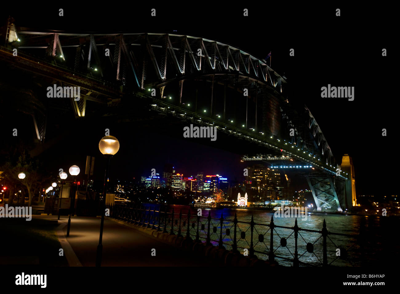 Sydney Harbour Bridge de nuit, Sydney, New South Wales, Australia Banque D'Images