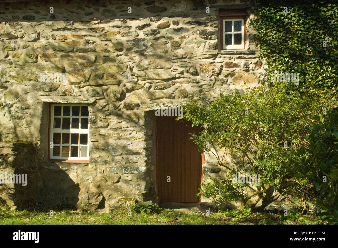 Vue rapprochée d'un cottage en pierre dans le nord du Pays de Galles snowdonia Banque D'Images