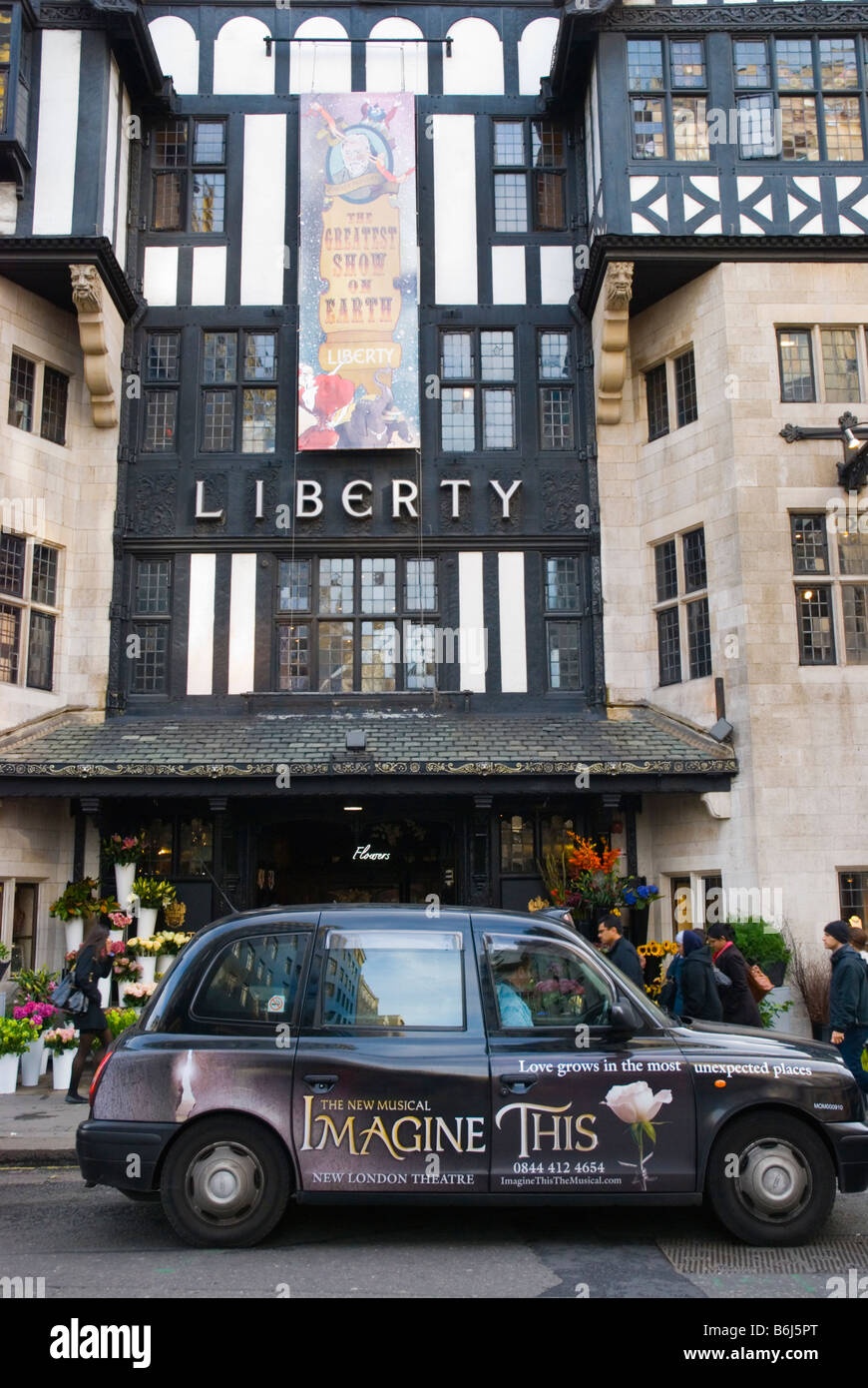 La liberté Department store de Soho à Londres Angleterre Royaume-uni Banque D'Images