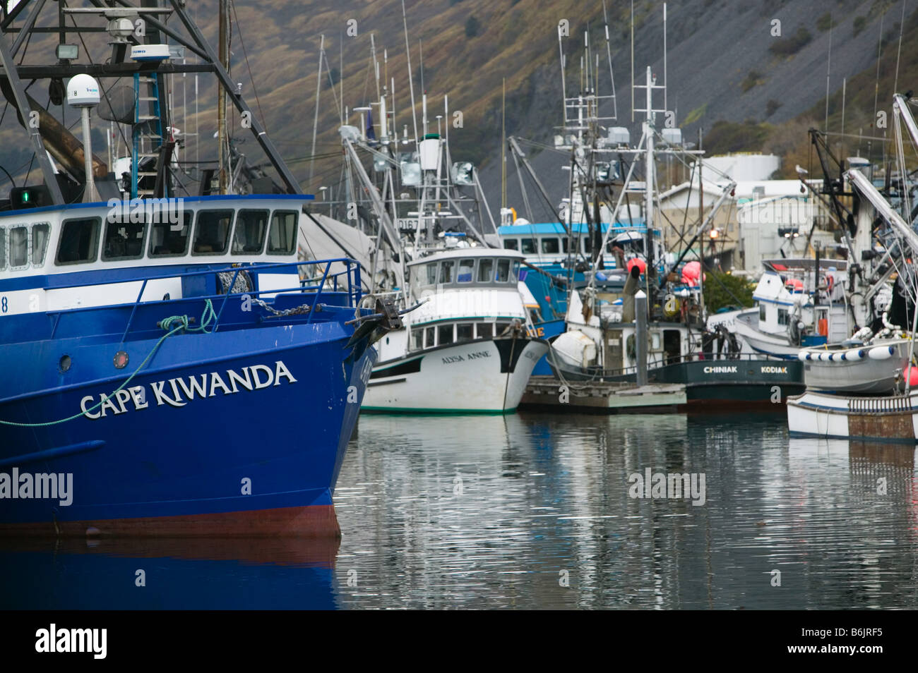 Fishing boat kodiak dock Banque de photographies et d’images à haute