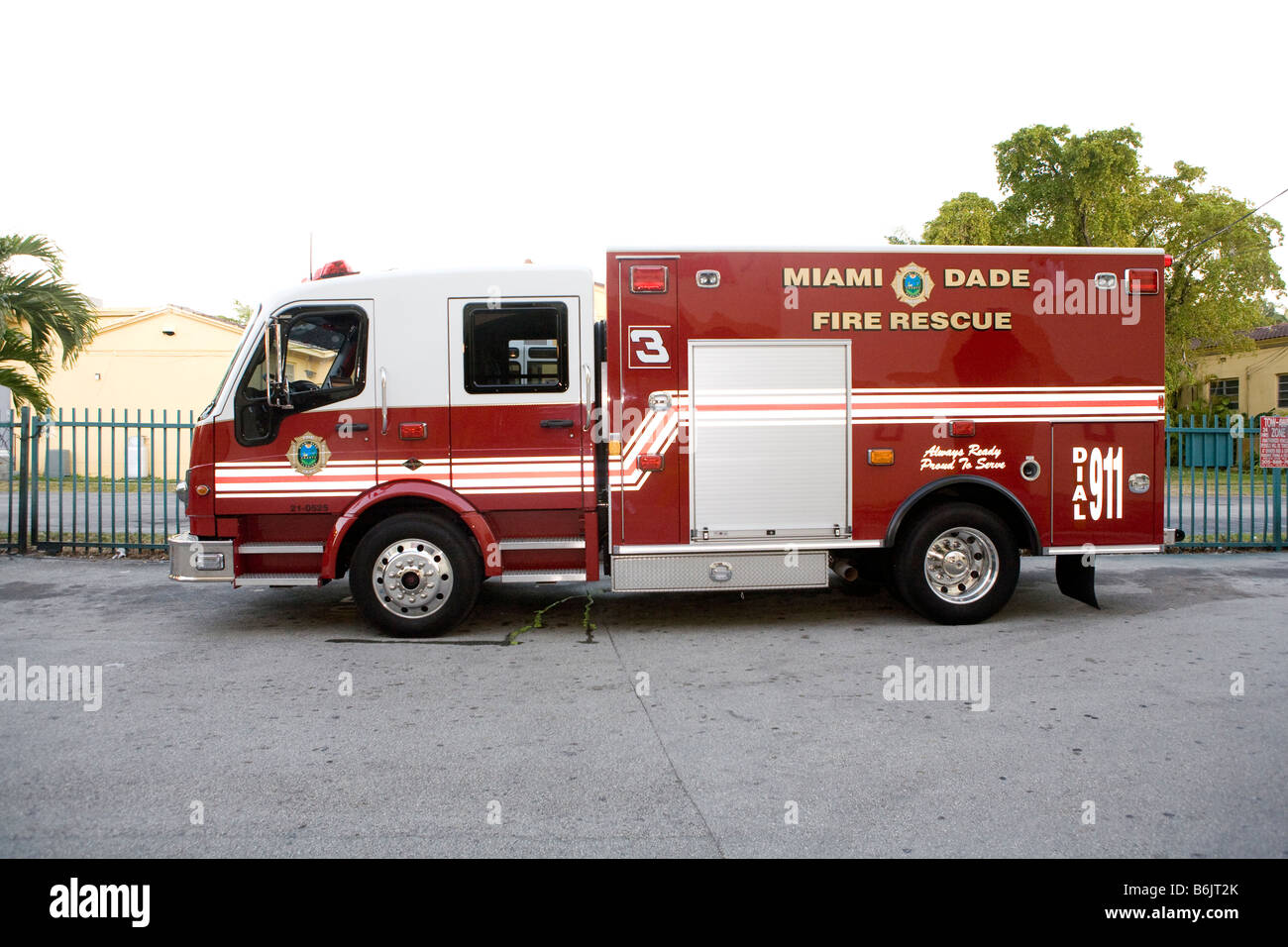 Feu rouge,camion de sauvetage Secours Incendie Banque D'Images