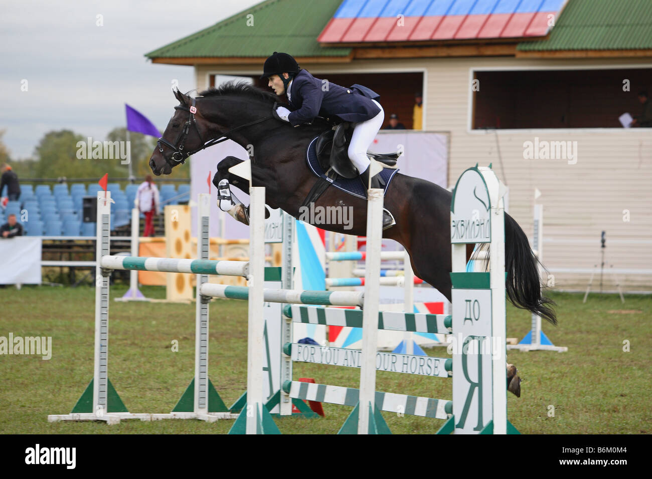 Saut d’obstacles Banque D'Images