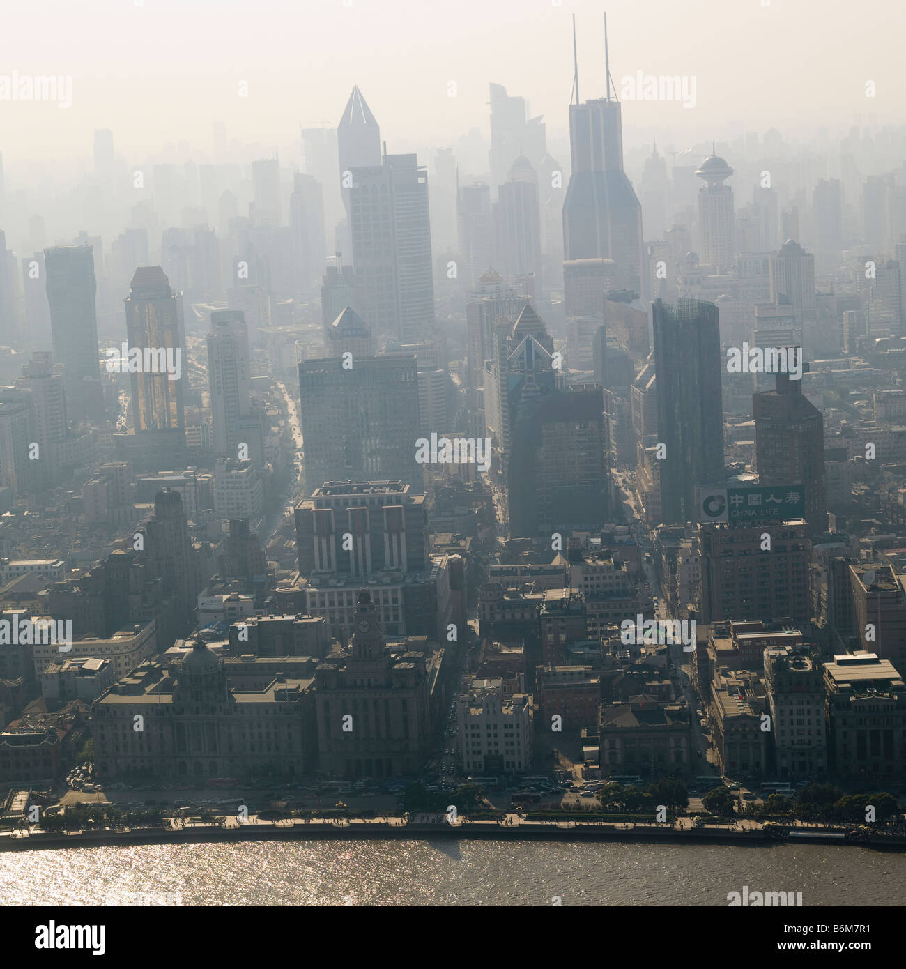 Le Bund à l'ouest dans le centre de Shanghai Chine Banque D'Images