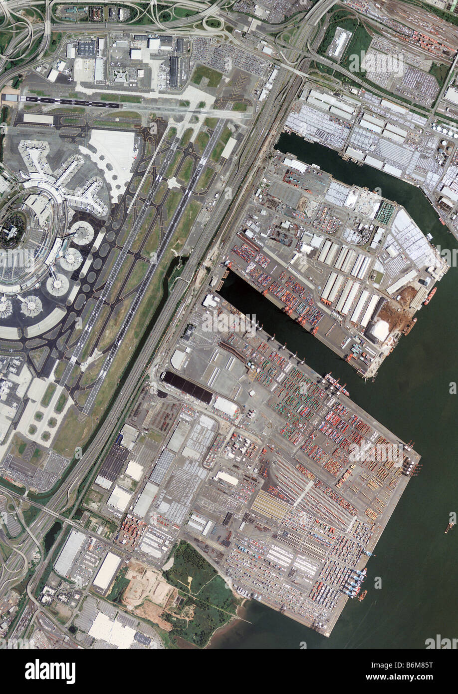 Carte aérienne au-dessus de port de Newark Newark et pistes de l'Aéroport International New Jersey Banque D'Images