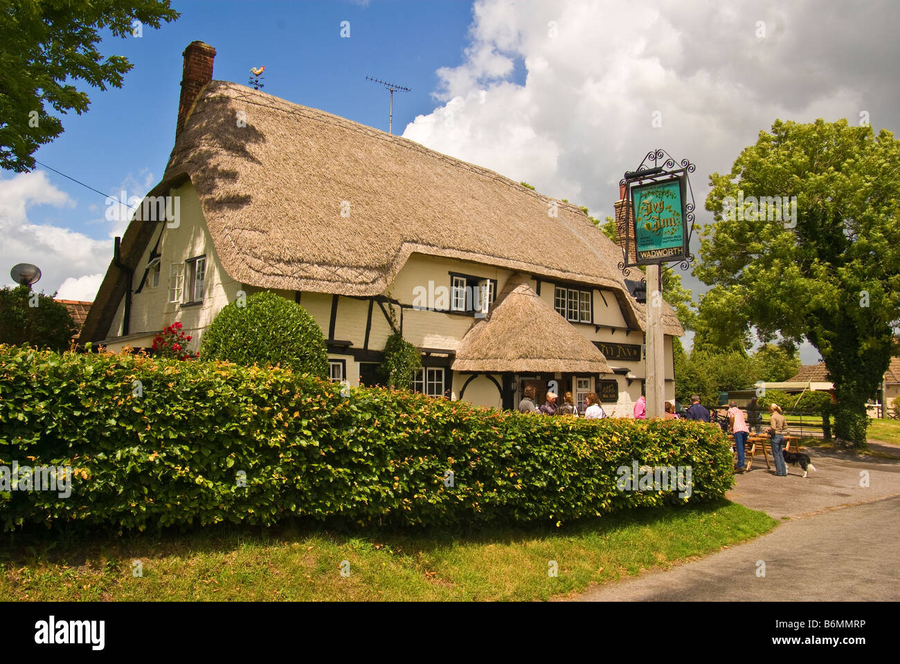 Ivy Inn en chaume Heddington Wiltshire UK Banque D'Images