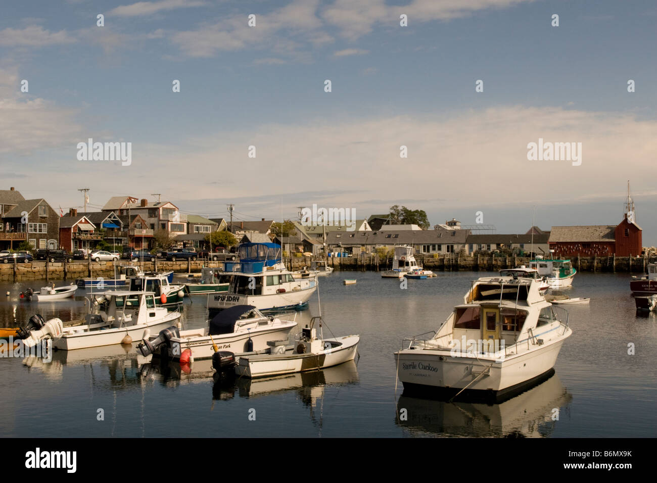 La pêche et les bateaux de plaisance dans le port à Rockport dans le Massachusetts MA Nouvelle Angleterre USA États-Unis d'Amérique Banque D'Images