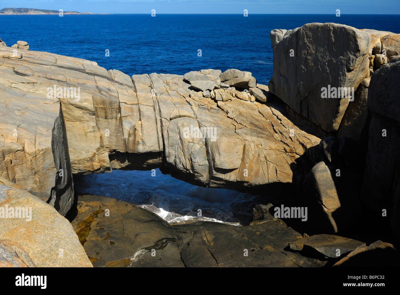 Le pont naturel Torndirrup National Park près d'Albany Western Australia Banque D'Images