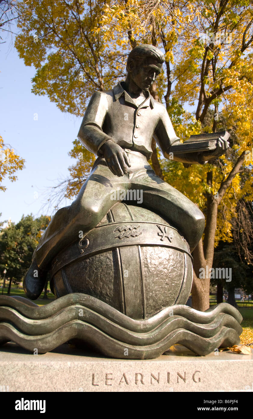 Statue 'Learning' à Parkman Plaza à Boston Common Banque D'Images