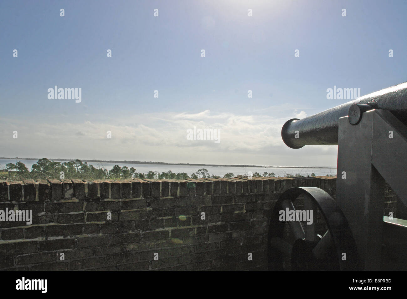 Fort barrancas pensacola old cannon signaler à la baie intérieure pour la défense de la côte de l'océan Banque D'Images