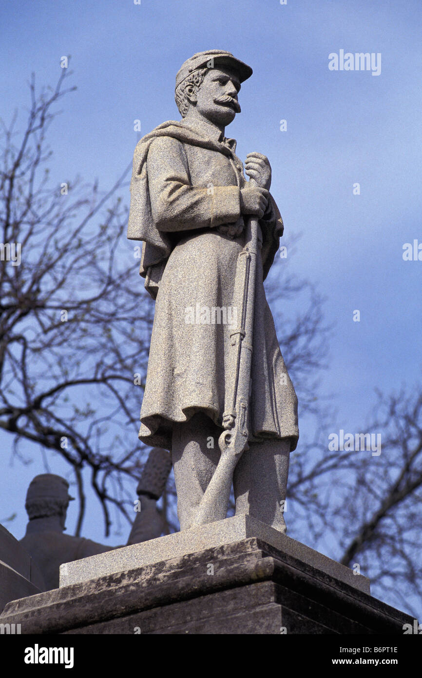 La guerre civile statue sur les motifs du Capitole de l'état de l'Alabama MONTGOMERY USA Banque D'Images