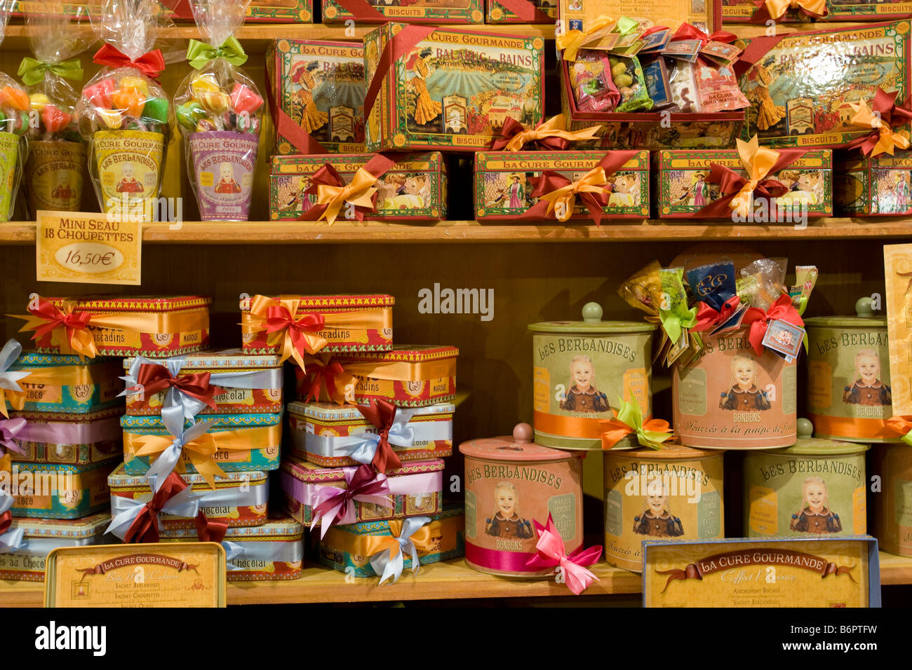 Un magasin de bonbons à Carcassonne France Banque D'Images