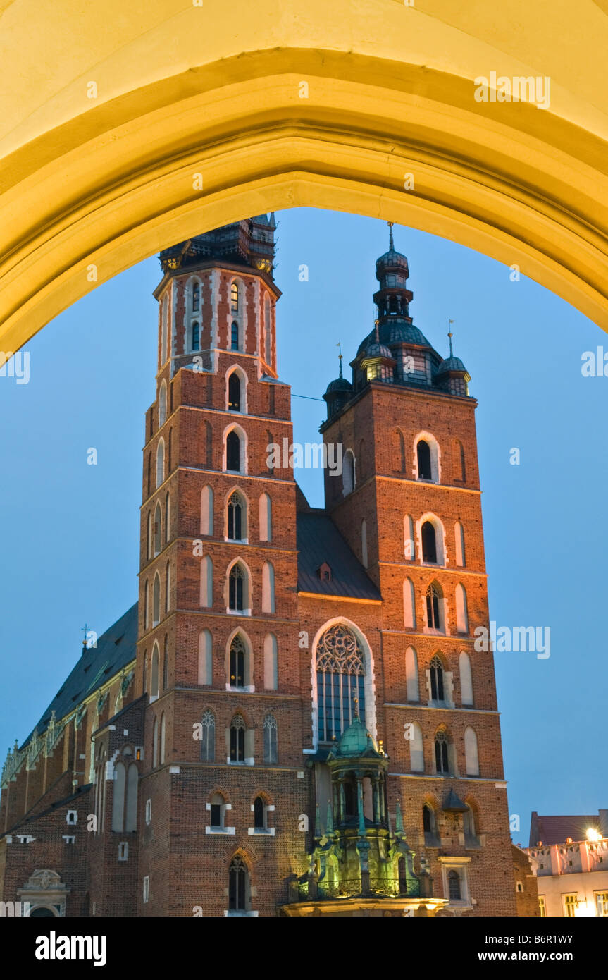 L'église St Mary Krakow Pologne Banque D'Images