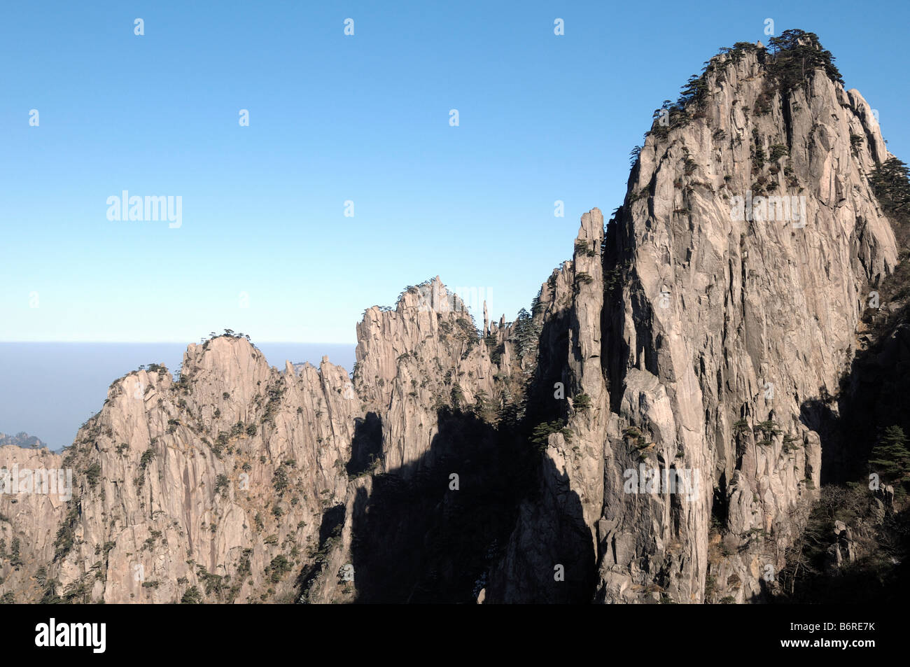 Pic de jeune fille Fée, Huangshan, La montagne jaune, Anhui, Chine. Banque D'Images