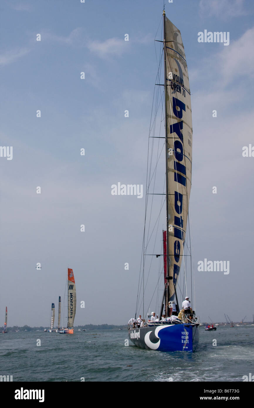 YACHTS participant à la Volvo Ocean Race 2008 À KOCHI, Kerala Banque D'Images