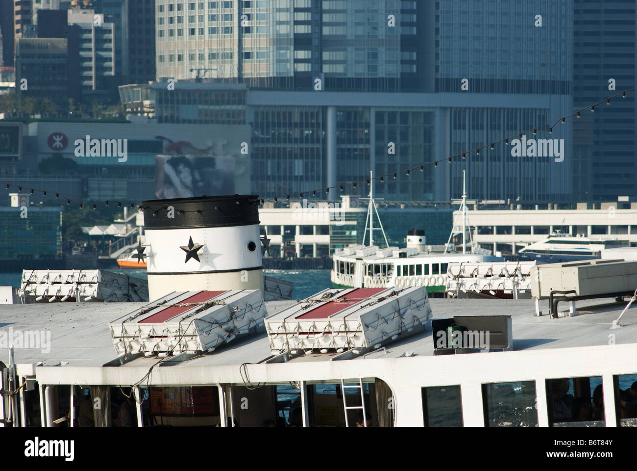 Détail du toit du Star Ferry à Hong Kong Banque D'Images