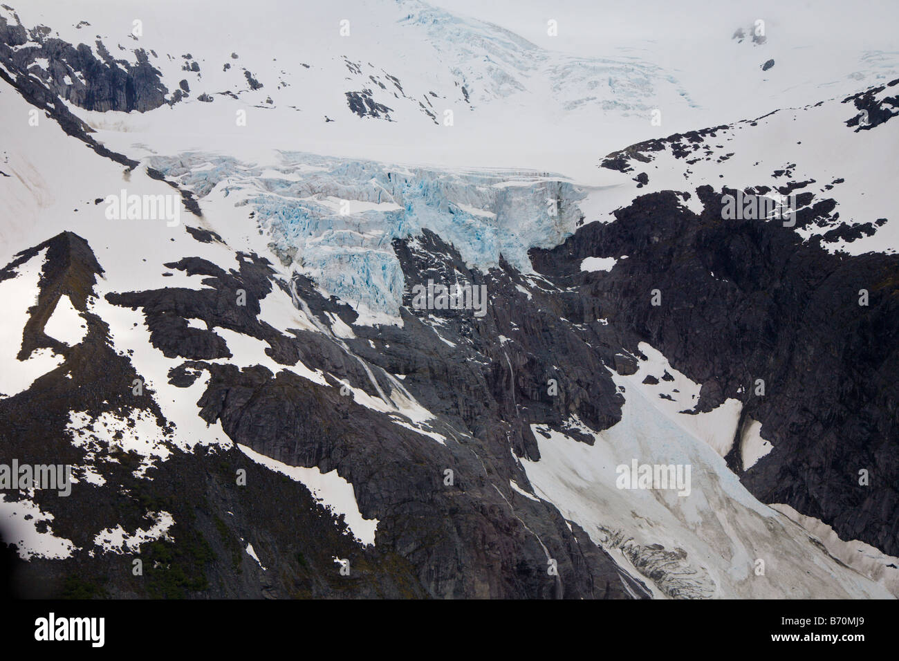 Mendenhall Glacier s'écoule dans le lac Mendenhall près de Juneau, Alaska, USA Banque D'Images