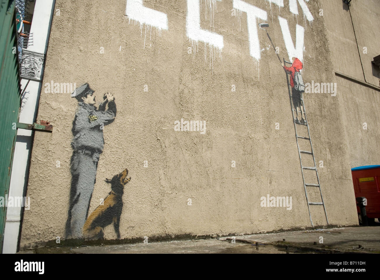 Graffiti Banksy - One Nation Under CCTV Banque D'Images