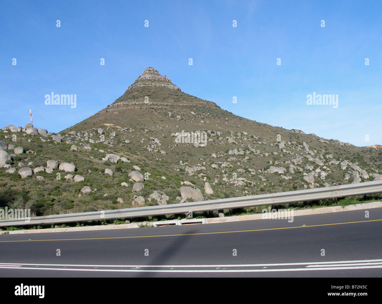 Une colline sur la route entre le cap et le Cap de Bonne-Espérance, Afrique du Sud Banque D'Images