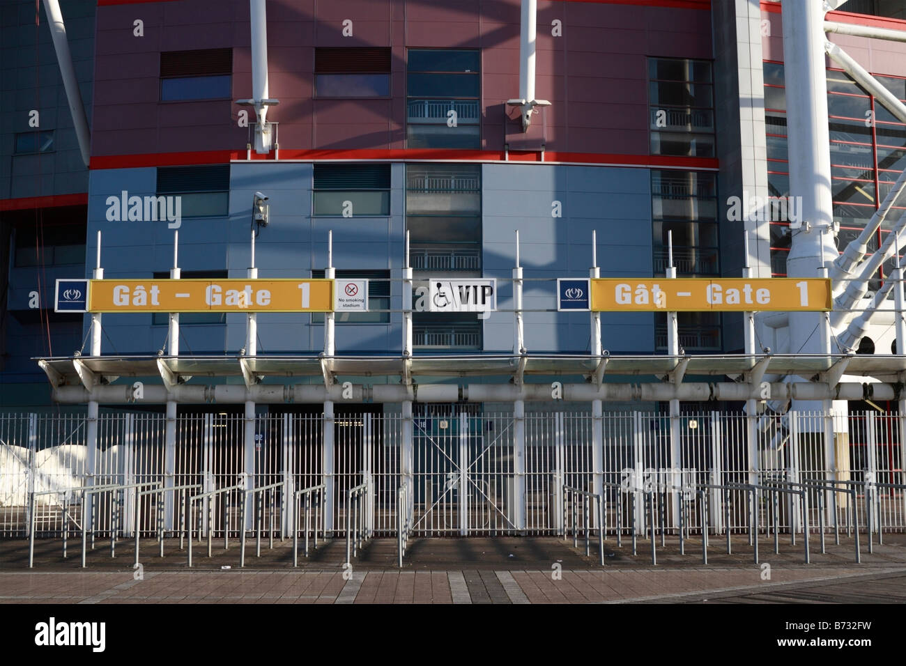 Portes d'entrée au stade Millenium / principauté Cardiff pays de Galles Royaume-Uni Banque D'Images
