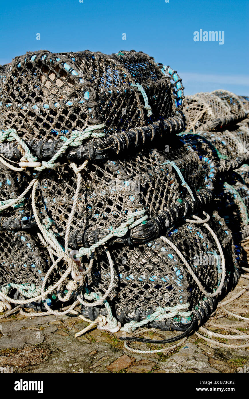 Des casiers à homard sur le quai à Padstow cornwall,,uk Banque D'Images
