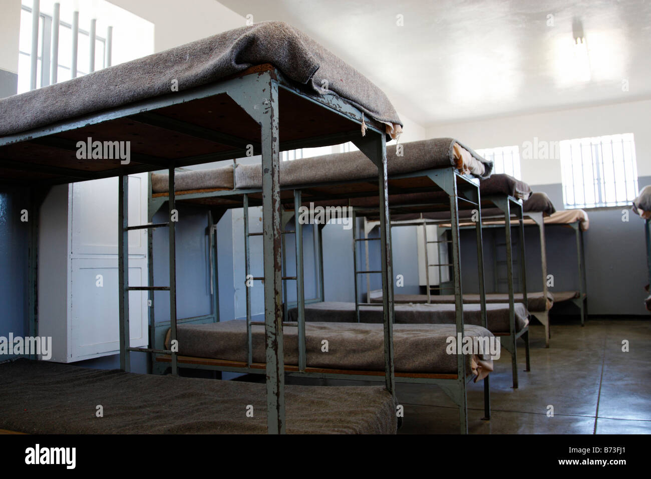 Intérieur d'une cellule de prison prison de Robben Island, Cape town afrique du sud Banque D'Images