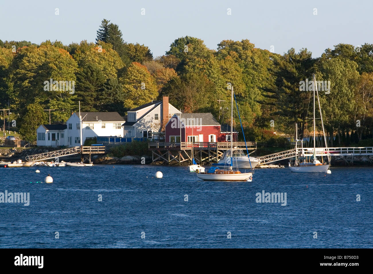 Maisons en bord de mer sur la rivière Piscataqua à Portsmouth dans le New Hampshire USA Banque D'Images