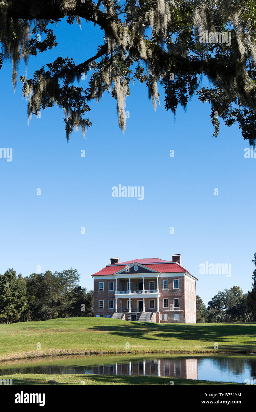Drayton Hall Plantation House et jardins sur la rivière Ashley près de Charleston, Caroline du Sud, USA Banque D'Images
