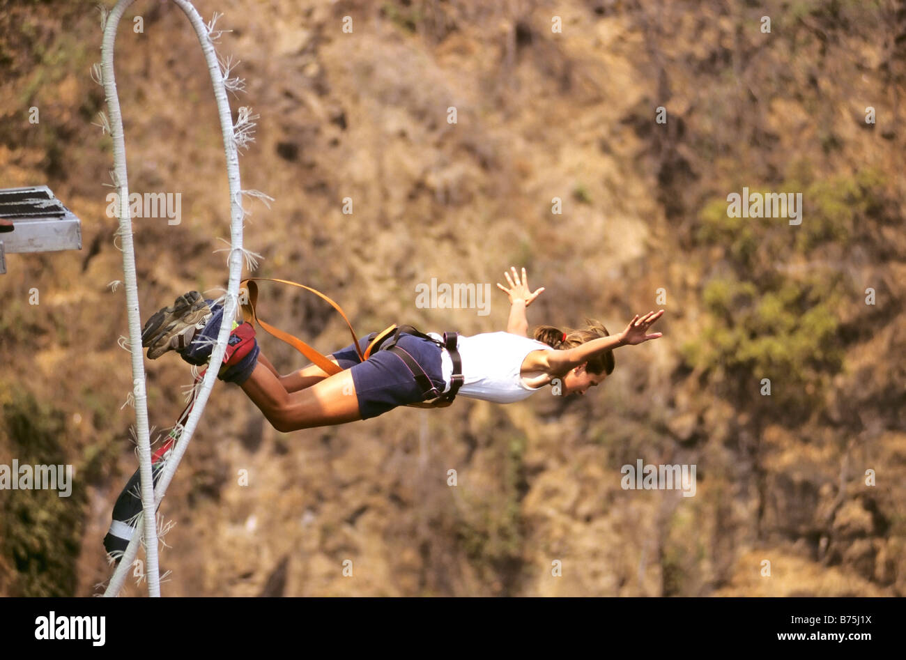 Bunji Jumping holliday aventure sensations fortes chutes Victoria Zimbabwe Afrique du pont Banque D'Images