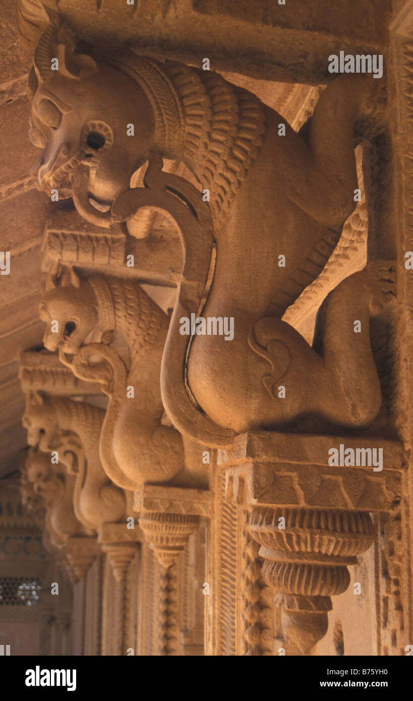 La sculpture sur pierre man singh palace fort de Gwalior Madhya Pradesh inde Banque D'Images