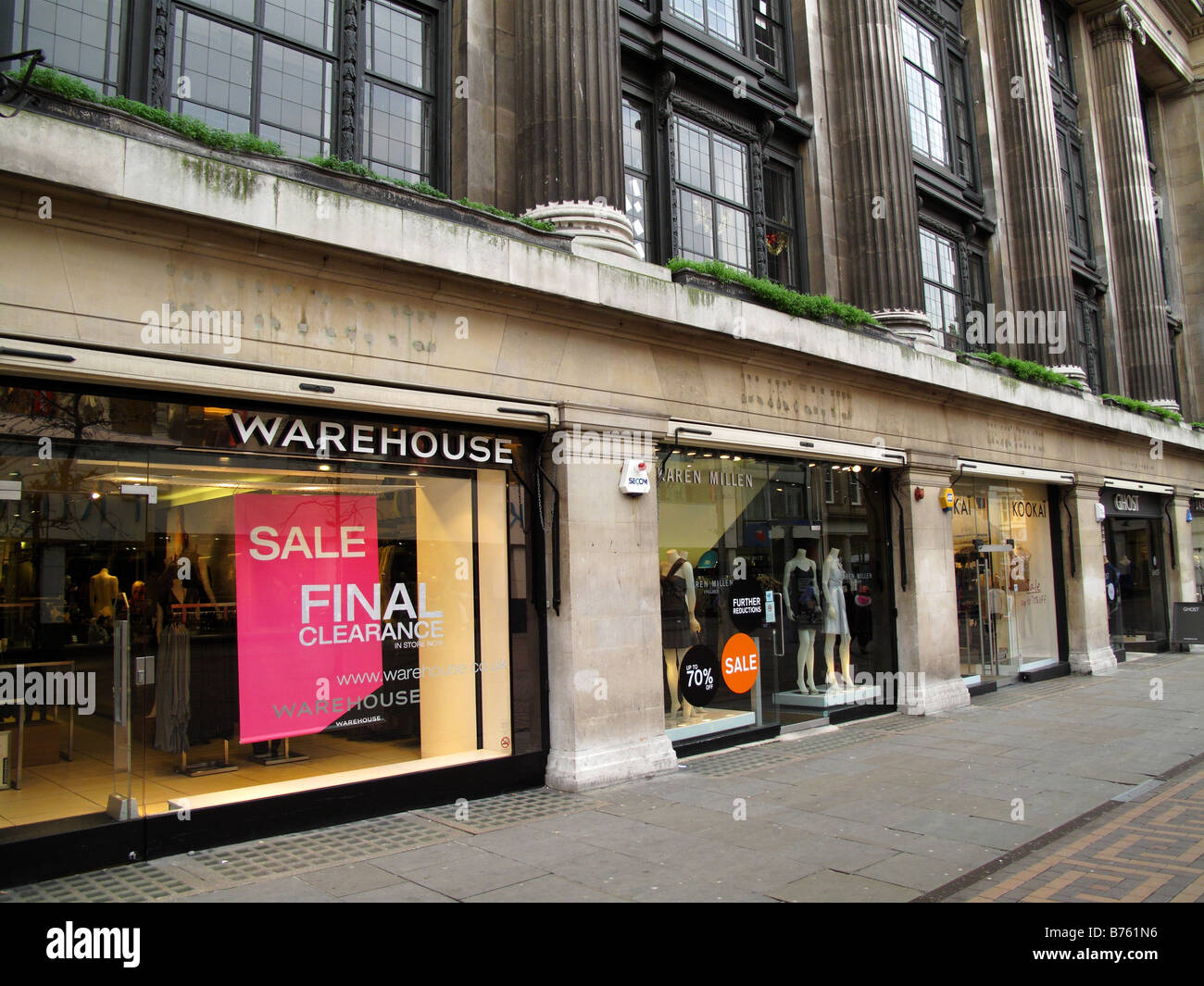 Entrepôt et Karen Millen Points de vente au détail à Nottingham, Angleterre, Royaume-Uni Banque D'Images