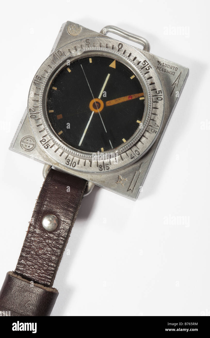 Old Finnish Suunto M34 Compas militaire Banque D'Images
