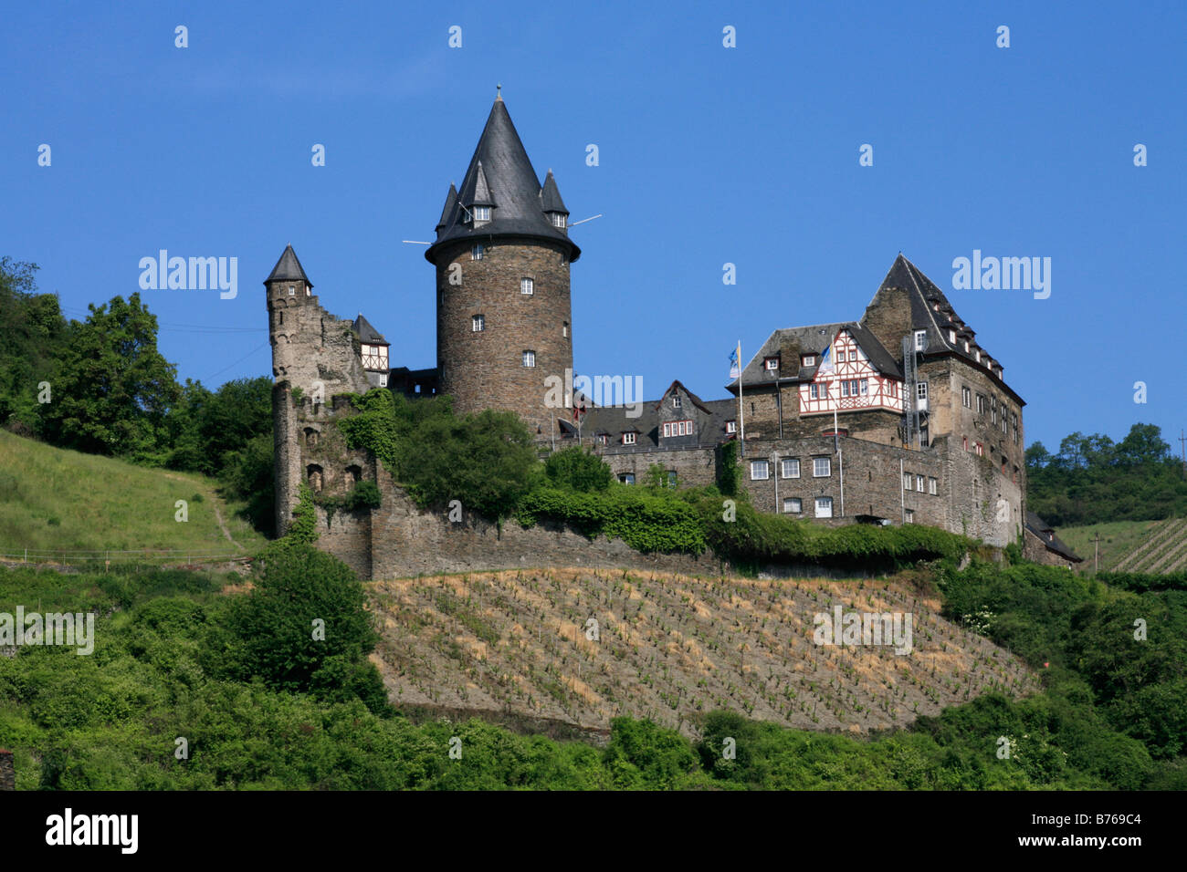 Gorges du rhin château stahleck vallée du Haut-Rhin moyen mayence bingen rhénanie allemagne europe Banque D'Images