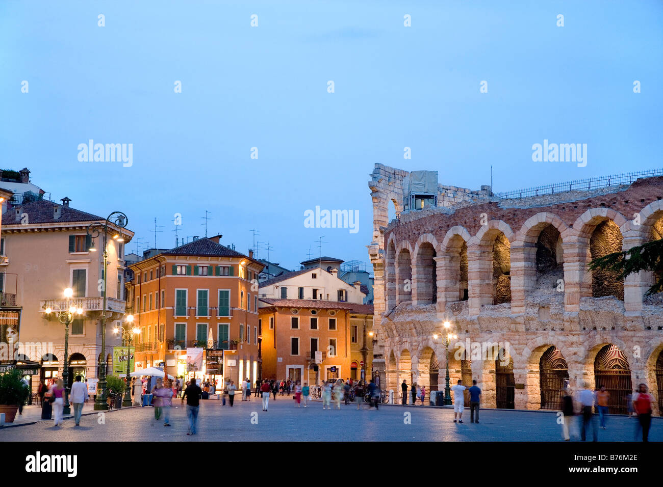 Arena, la Piazza Bra, Vérone, Vénétie, Italie Banque D'Images