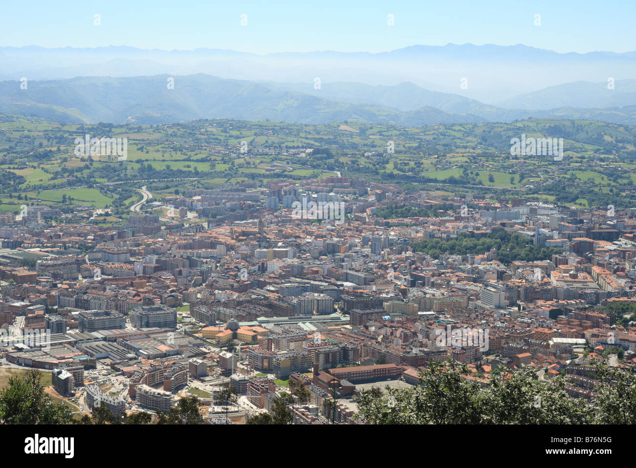 Vue aérienne sur Oviedo Banque D'Images