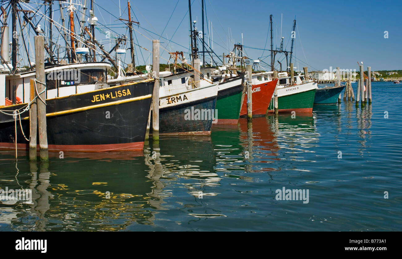 Bateaux de pêche commerciale, port de Montauk, Long Island, NY Banque D'Images