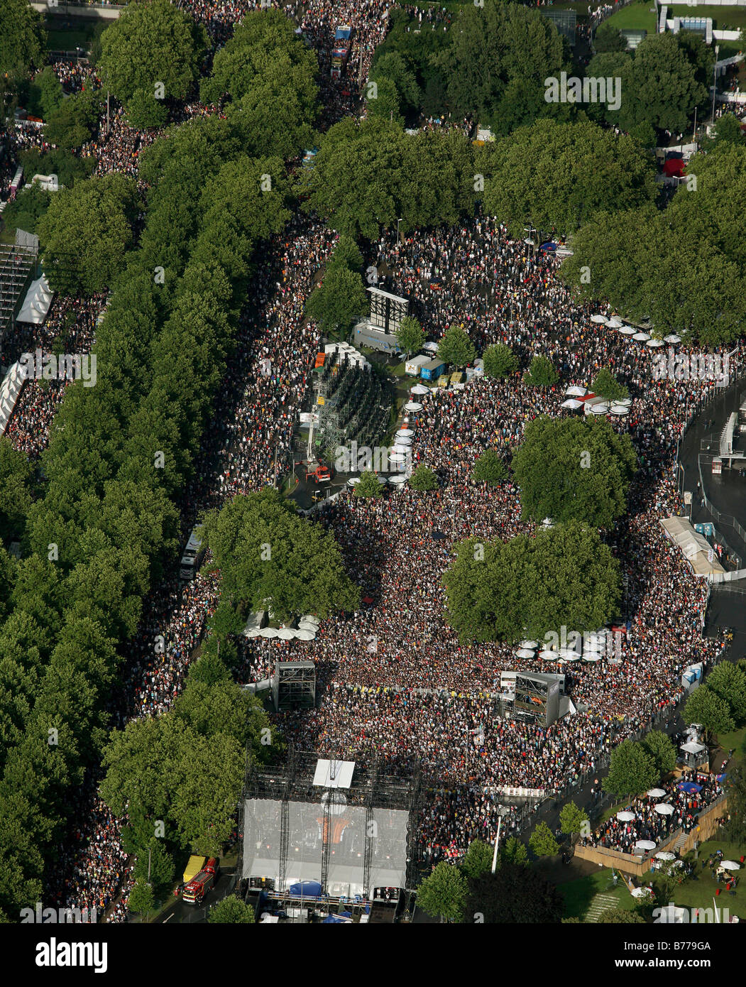 Photo aérienne, Loveparade 2008 festival, foule sur la route B1, Dortmund, Ruhr, Rhénanie du Nord-Westphalie Banque D'Images