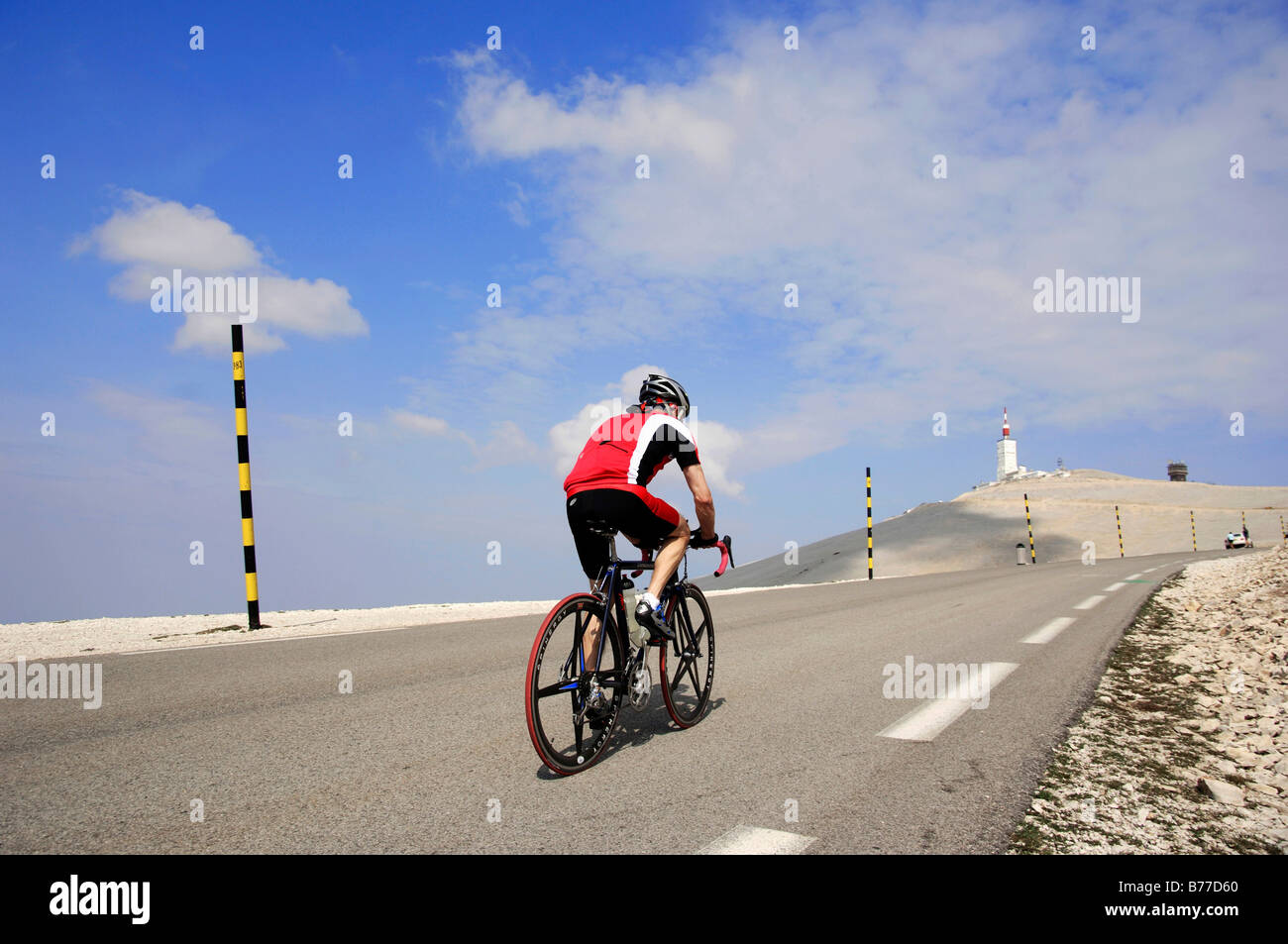 Images Gratuites : homme, cycliste, véhicule, montée, équipement sportif,  vélo de montagne, cyclisme, des sports, athlète, Professionnel, route,  bicyclette, coureur, Triathlon, la victoire, Mont ventoux, Vélo de route,  Vélo de cyclo cross